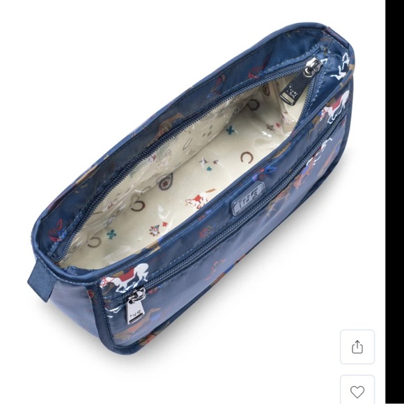 Lug Parasail Cosmetics Toiletries Bag. Horseshoe Navy. NWOT - Picture 3 of 7